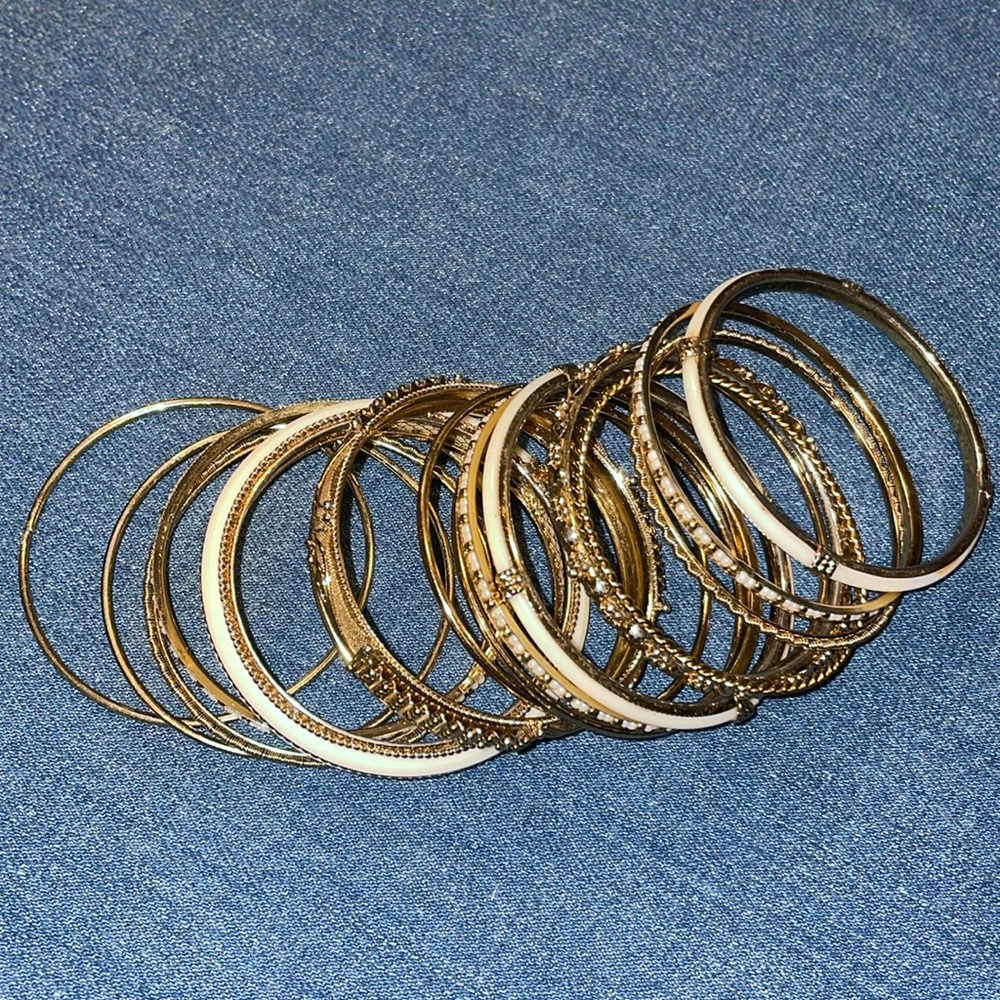 Bangle set